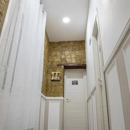 Le Quattro Porte Di Centro Storico 3* Neapol